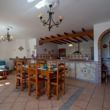 Mit Privatpool Fuer 10 Personen Ca 280 Qm In Nerja, Andalusien Costa Del Sol