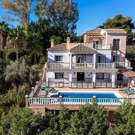 度假居 Mit Privatpool Fuer 10 Personen Ca 280 Qm In Nerja, Andalusien Costa Del Sol *