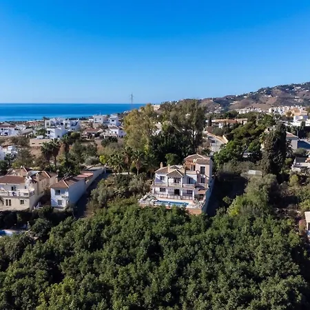 Mit Privatpool Fuer 10 Personen Ca 280 Qm In Nerja, Andalusien Costa Del Sol