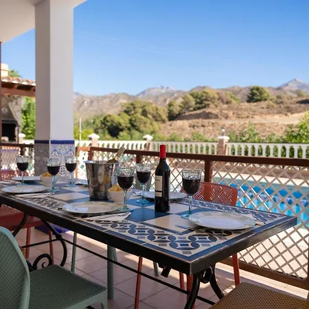 Mit Privatpool Fuer 10 Personen Ca 280 Qm In Nerja, Andalusien Costa Del Sol *
